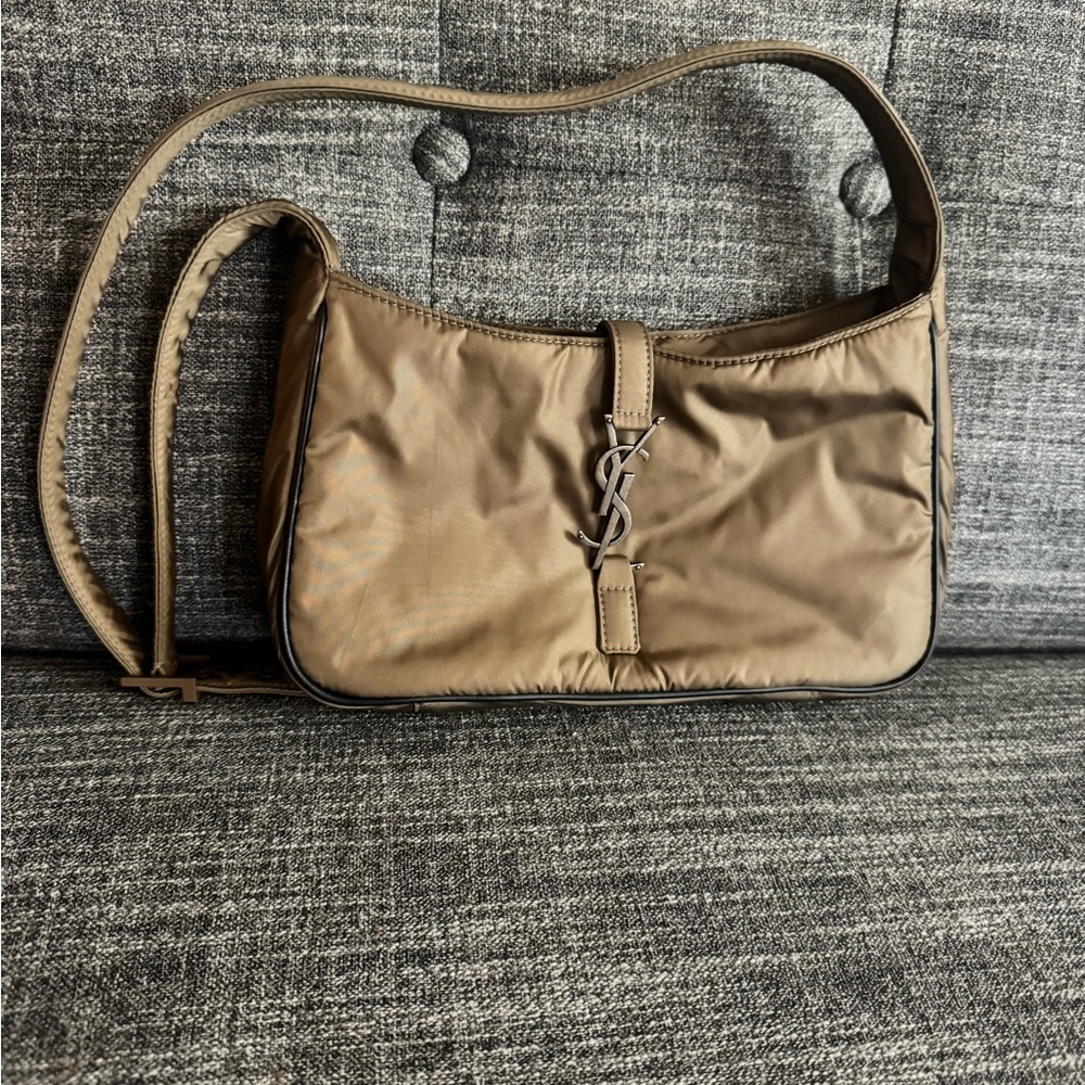 Yves Saint Laurent  Shoulder Bag